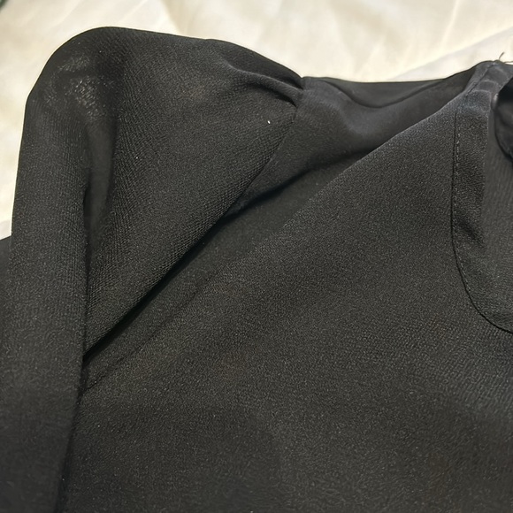 Black blouse - Picture 4 of 7